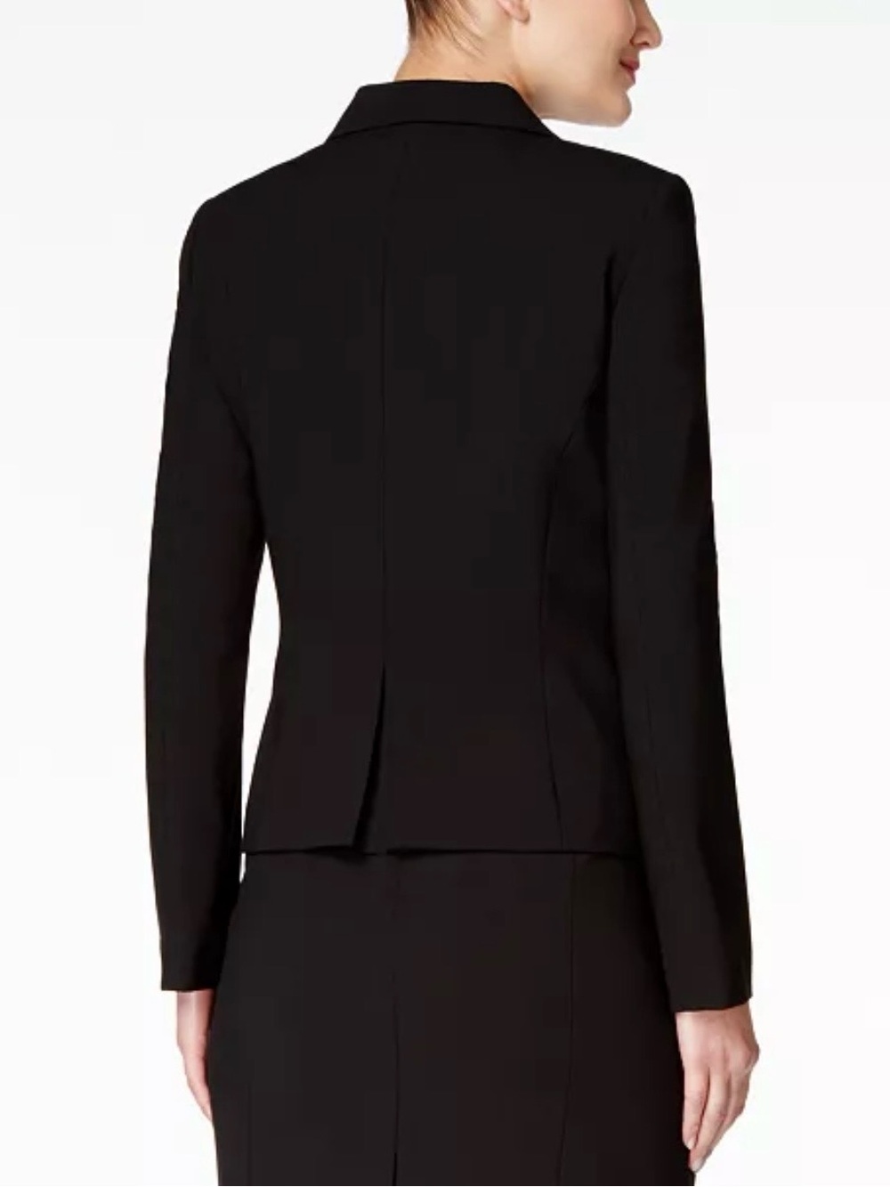 Blazer - Picture 2 of 7